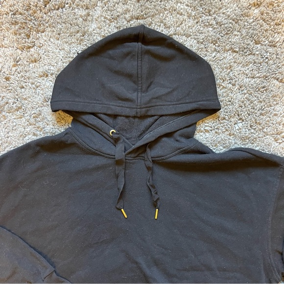Old Navy cropped hoodie - Picture 3 of 4